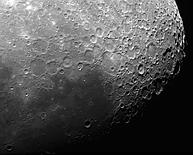 moon-23-04-2010