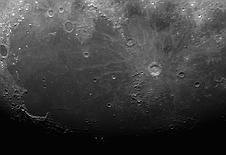 moon24-04-2010