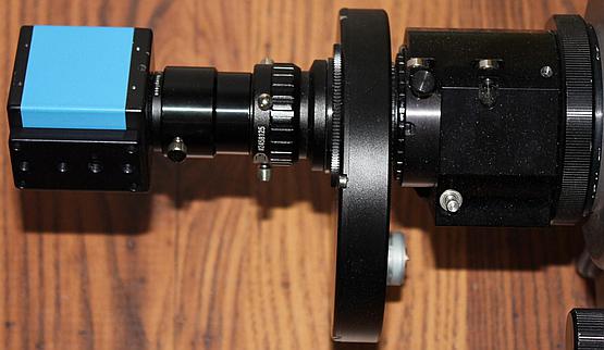 Kompletny zestaw do fotografii planet – kamera, soczewka Barlowa i koło filtrowe, które dalej łączy się z wyciągiem poprzez 2 calowy nos.